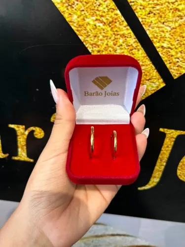 Par de alianças banhadas a ouro