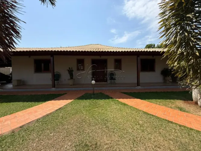 Casa térrea de 600m² com 04 quartos sendo 03 suítes à venda em condomínio - Condomínio Vil