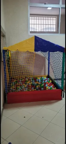 Piscina de bolinhas + 1000 bolas 