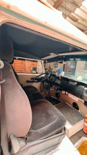 Volkswagen Kombi Standard/ Luxo/ Serie Prata 2000