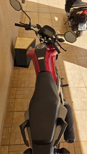 Titan 160