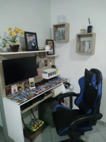 Mesa + Painel Gamer 100 % MDF
