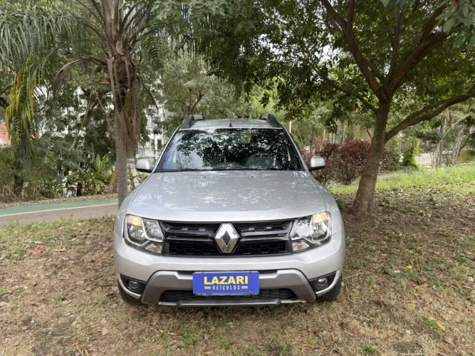 Renault Duster Dynamique 2.0 Hi-flex 16V Mec. 2016
