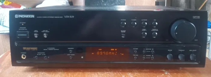 Receiver pioneer vsx-305
