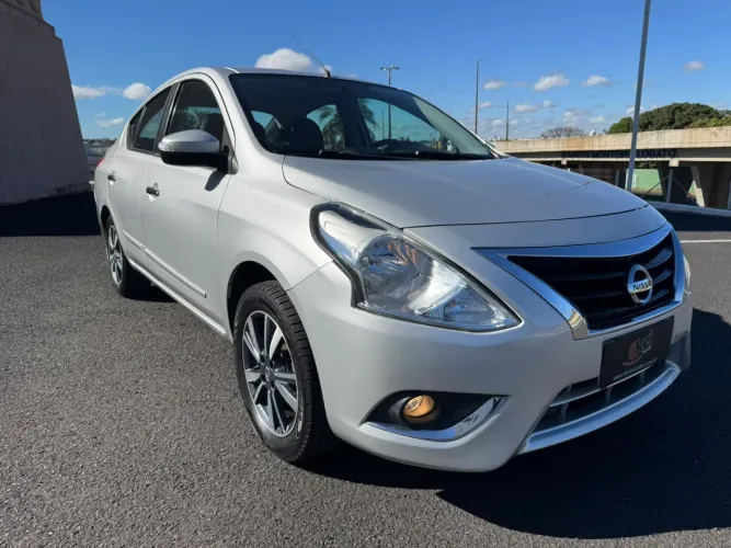 Nissan Versa Unique 1.6 16V Flexstart 4P Aut. 2018