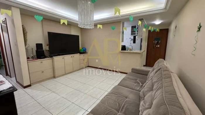 Apartamento à venda com 4 dormitório (1 suíte) e vaga coberta no Estreito