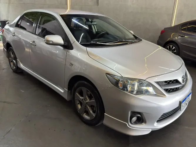 Toyota Corolla XRS 2.0 Flex 16V Aut. 2014