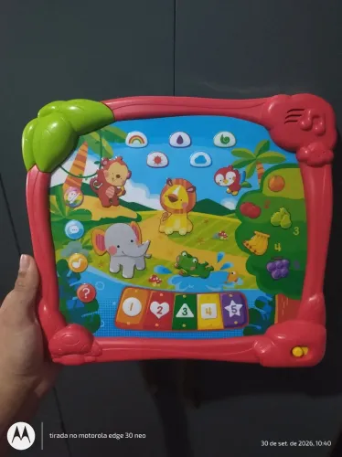 Tablet aprendendo na selva funcionando perfeitamente