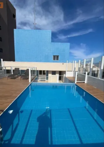 Apartamento com piscina e 2 quartos na Guilhermina