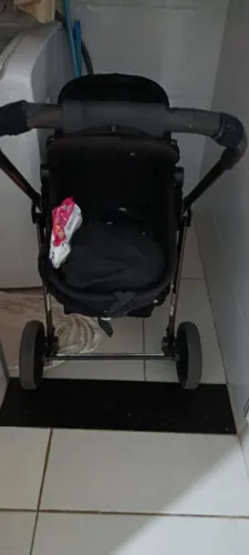 Carrinho de bebê. Galzerano