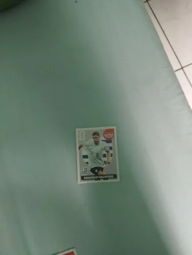 Figurinha legend prata