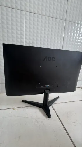 monitor apenas para retirar peça 
