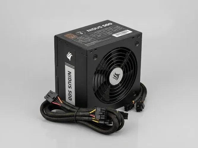 Fonte de Alimentação Pichau Nidus 500W (80 Plus Bronze / PFC Ativo)