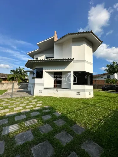 Casa 4 dorm AMPLO terreno laranjinha fácil acesso ao centro ACEITA permuta parcela direto