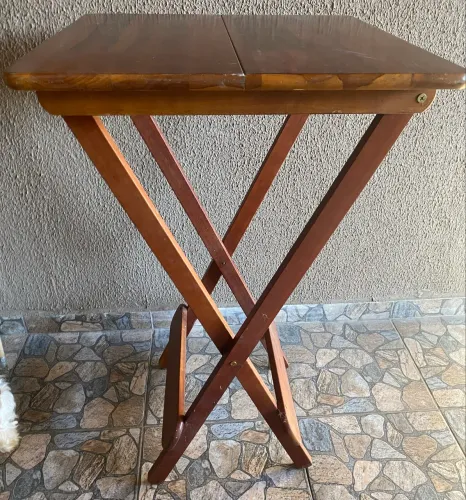 ? Mesa Dobrável de Madeira Maciça - Super Prática e Compacta!