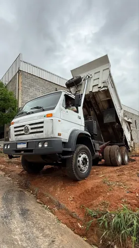 Caminhão 31260