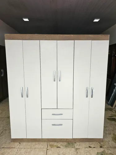 Guarda roupa usado