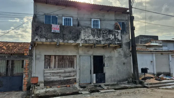Vendo uma mais 02 kitinetes
