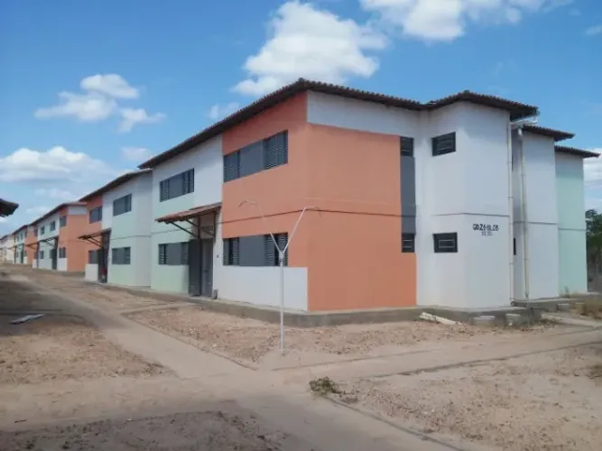 Pedra Miúda- zona sul - 2 quartos - 22 milreais pra vender