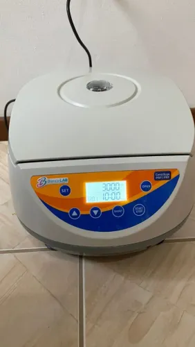 Centrífuga PRP/PRF + incubadora plasma gel