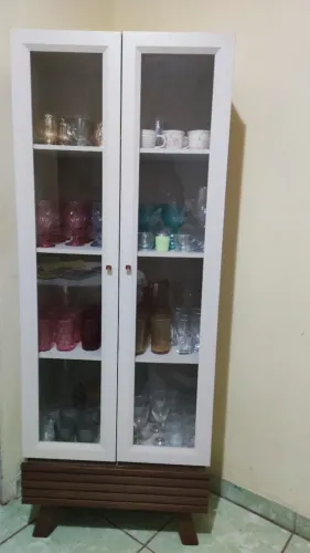 Vende cristaleira