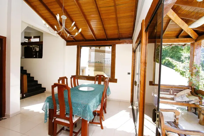 Casa à Venda - São Bento, 6 Quartos, 400 m2