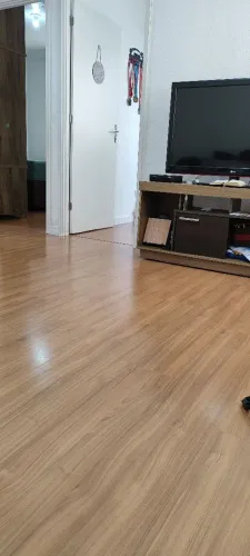 50 metros de pisos laminado usado