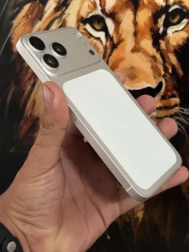iPhone XS Max na carcaça do 17 Pro Max, 64gigas, bateria 100%, Face ID ok!