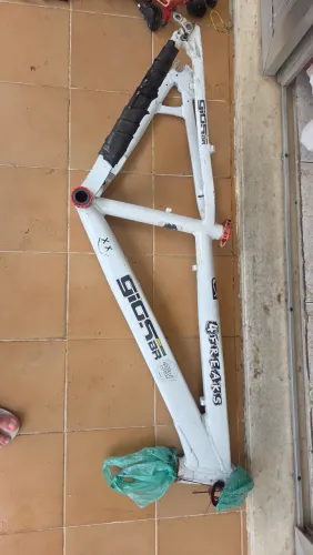 QUADRO GIOS 4FREACKS 2014 BRANCO