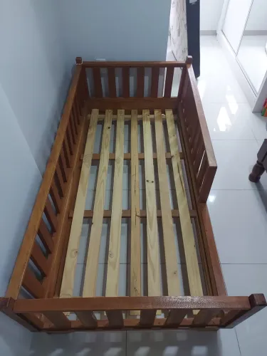 Cama montessoriana