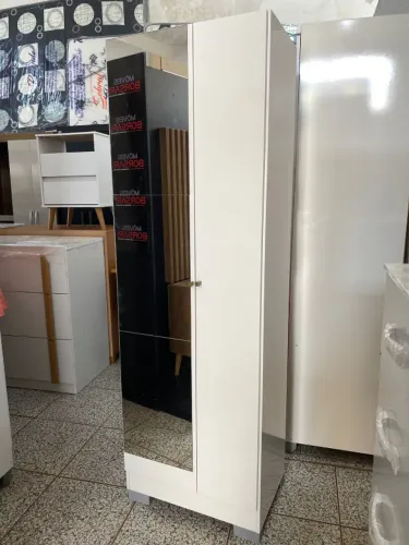 Armário Multiuso com Espelho Novo, Entrego
