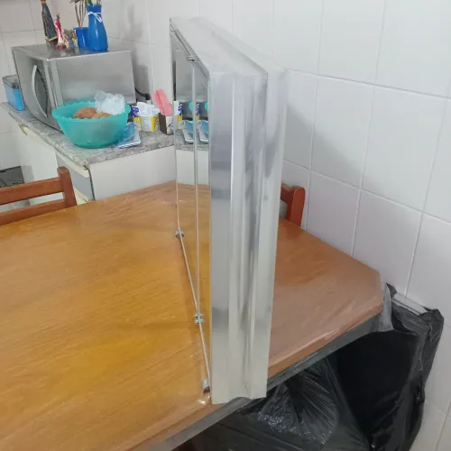 Espelheira de Alumínio Sobrepor! No meu perfil tem outras. 