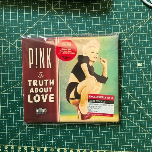 CD P!NK - THE TRUTH ABOUT LOVE (TARGET)