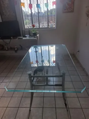 MESA DE VIDRO POR 370,00 APENAS DINHEIRO OU PIX