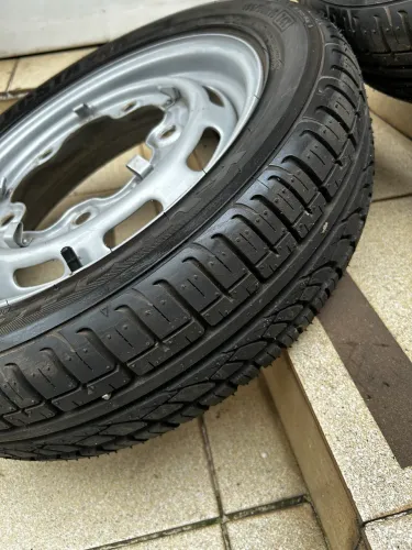 Rodas + pneus Fusca ou Kombi 5 furos
