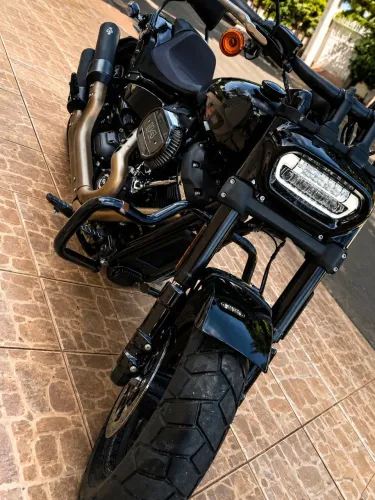 Harley Davidson. Fat bob extremamente nova 