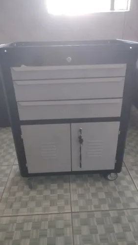 Carrinho de mecânico 