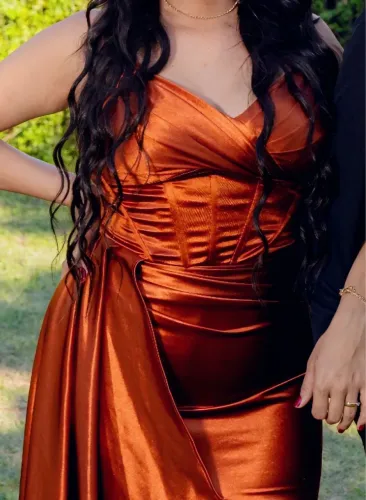 Vestido de festa de Madrinha e Daminha 