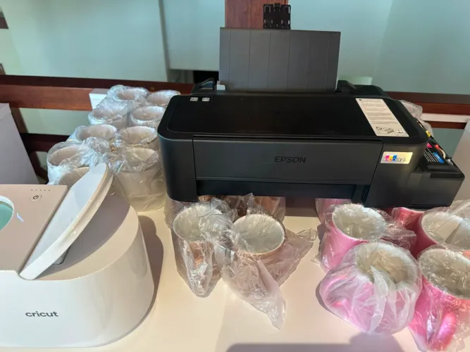 Kit Completo para Sublimação - Cricut Mug Press + Epson EcoTank L121 + 35 Canecas