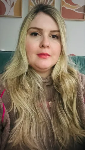 cabelo louro brasileiro sulista humano de 50 cm e 64 gramas, preço a negociar.