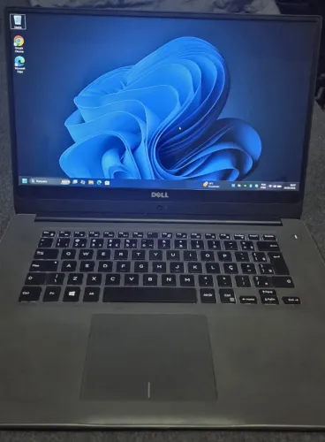 Notebook Dell Inspiron 15 7572 (I5 8 Geração - 8GB RAM - M.2 240GB)