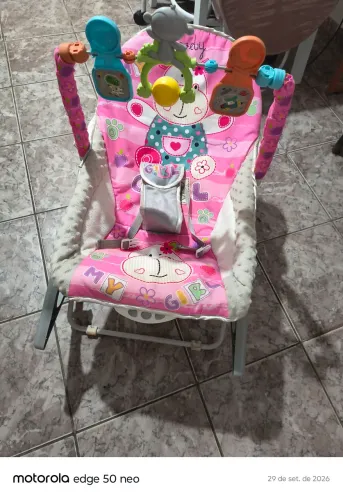 Cadeira de Descanso Bebê Menina 