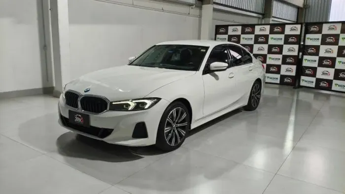 BMW 320I 320i 2023
