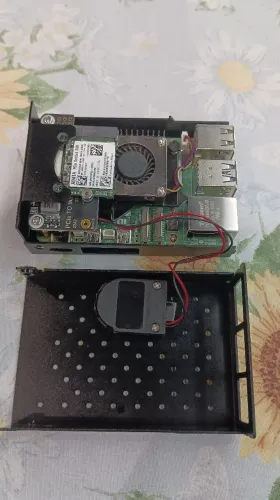 Raspberry pi 5 4gb. SSD 250gb.