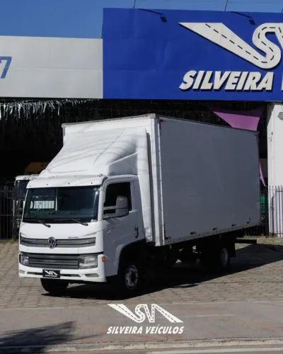 VW 11-180 Prime - Ano: 2021 - Baú