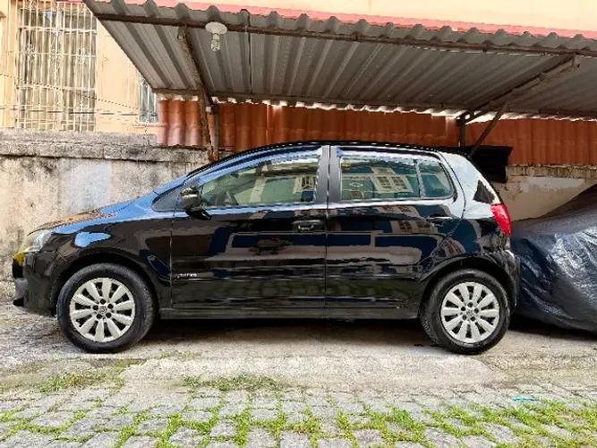 Volkswagen Fox Bluemotion 1.0 MI Total Flex 12V 5P 2014
