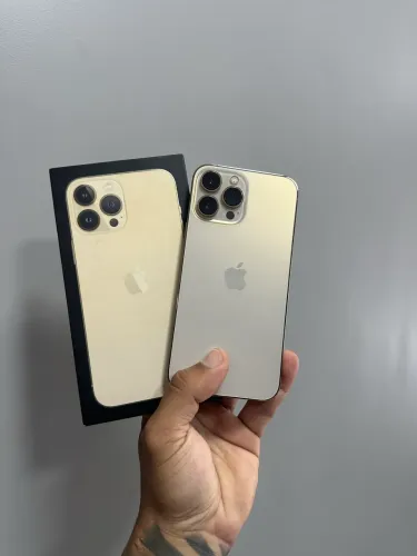 iPhone 13 Pro Max impecável com caixa todo original. 