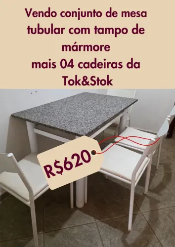 Conjunto de Mesa com Cadeiras Tok&Stok