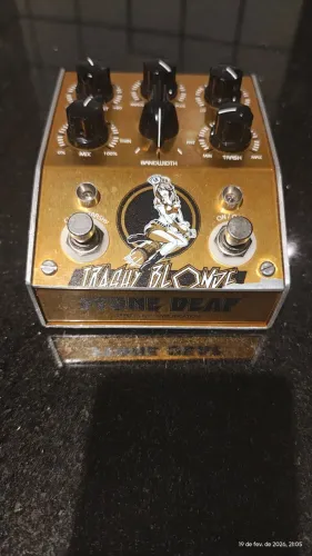 Pedal Overdrive/Distorção - Trashy Blonde - Stone Deaf FX