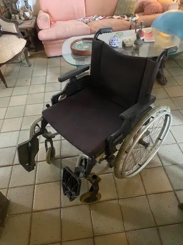 Cadeira de Rodas Alumínio Ottobock Start M1 (48cm)
